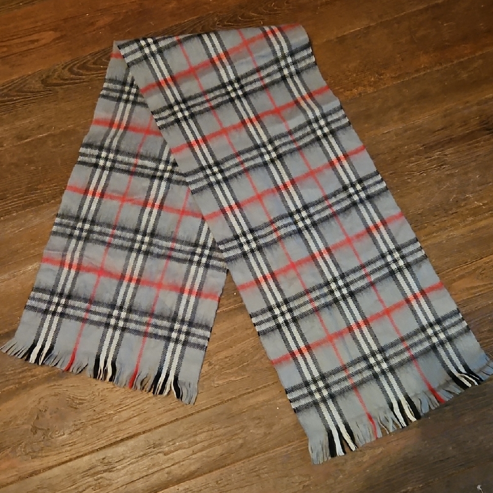 Classic Gray and Red Plaid Women's Scarf